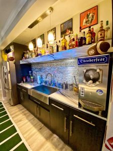 Full Basement Bar